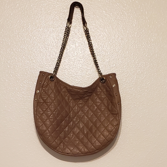 PAUL & SISTER QUILTED TAUPE LAMB LEATHER HANDBAG - Picture 2 of 10